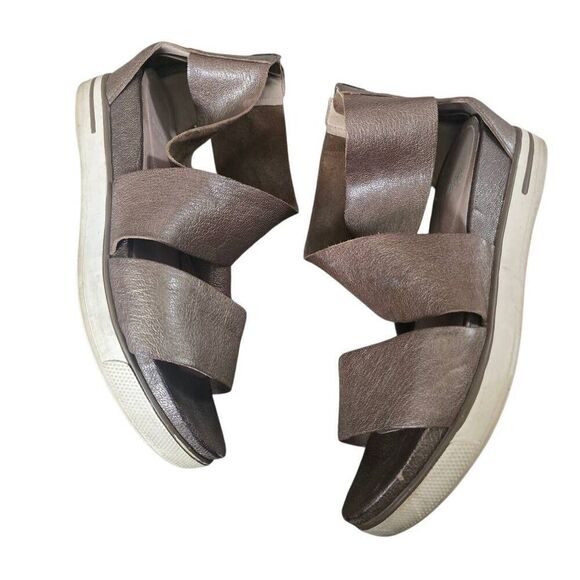 Eileen Fisher Sport Platform Sandals Women's 9.5 Metallic Gold Leather Back Zip - Picture 5 of 9